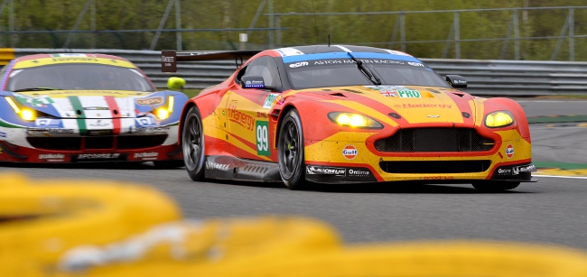 aston-martin_sieg-gt-klasse